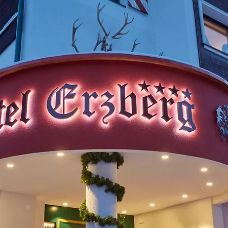 厄兹贝格酒店 Zürs