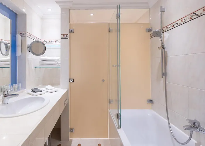 厄兹贝格酒店 4* Zürs